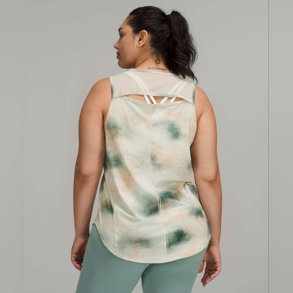 Lululemon Sculpt Tank TopSpray Camo Silver Blue Multi